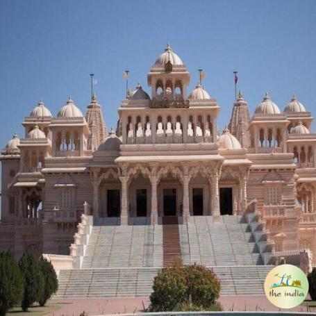 Ahmedabad Rajkot Dwarka Porbandar Veraval Junagadh Adalaj MountAbu Udaipur Ahmedabad Tour Package (8 Nights-9 Days)