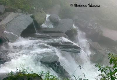 Dharamkot To Bhagsu Waterfall: A Trek Amid Gliding Clouds