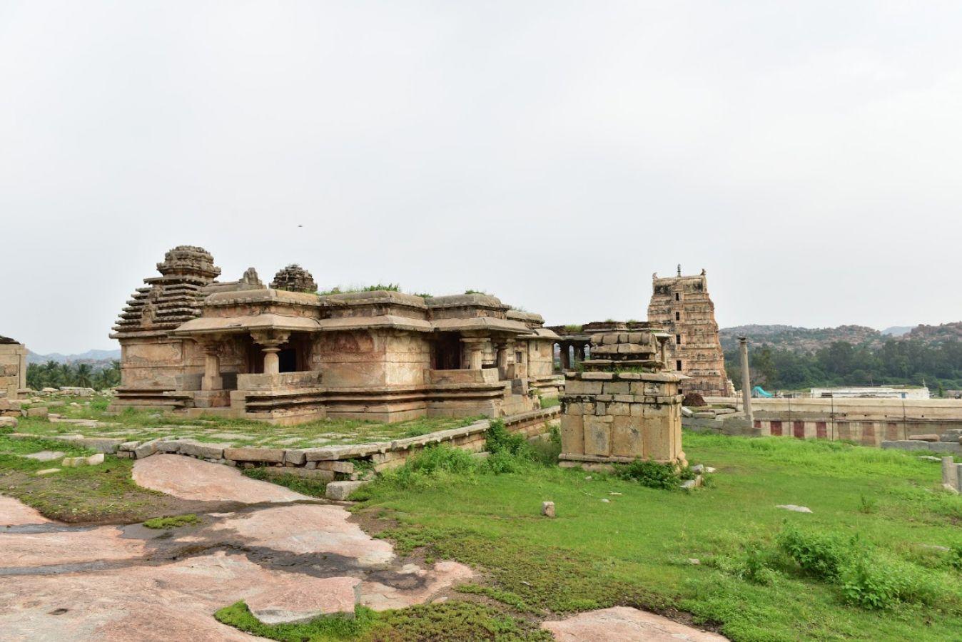 Hemakuta Hill Temple Hampi