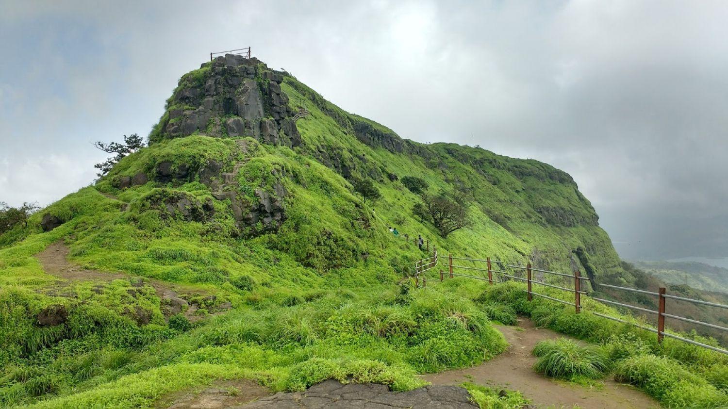 Lohagad Fort Pune