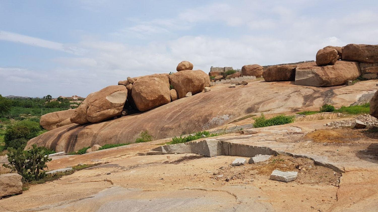 Saasivekaalu Ganesha Hampi