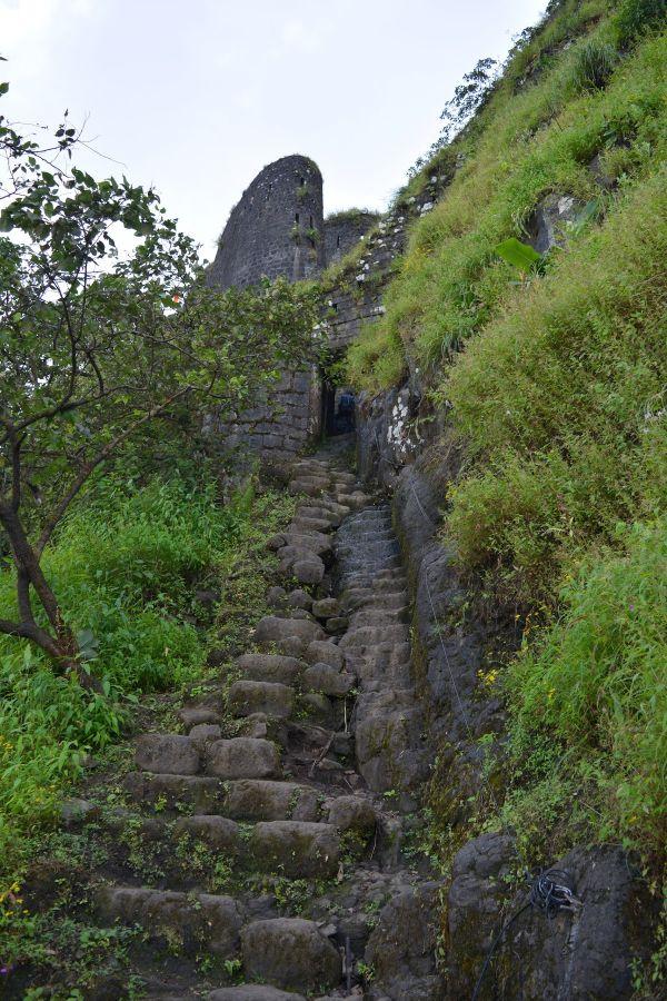 Tikona Fort Pune