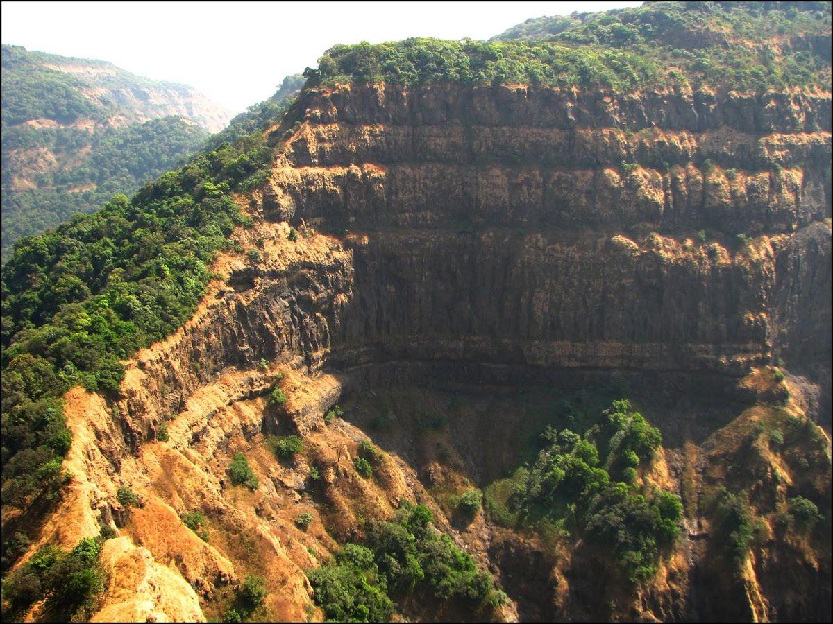 Vasota Fort Satara