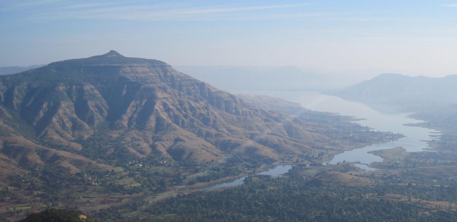 Dhom Dam Backwater Wai