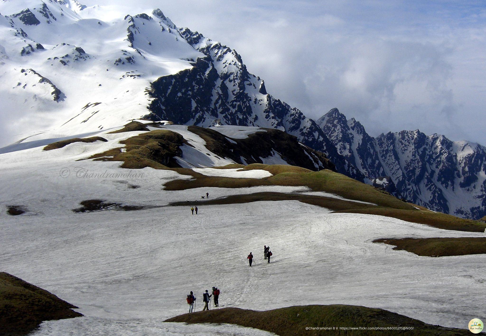 Sar Pass Trek