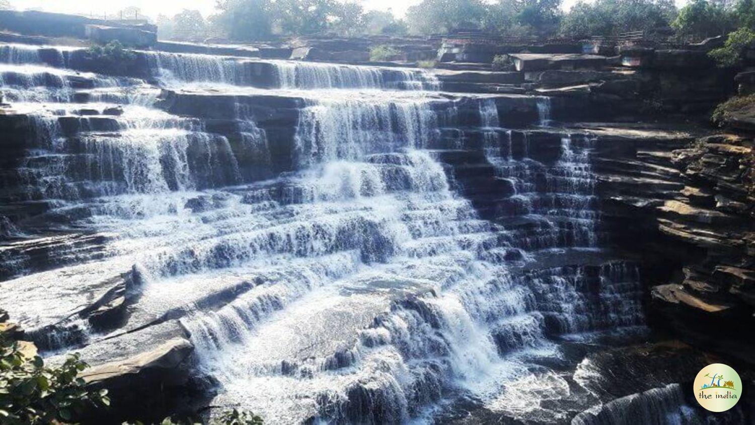 Rajdari Waterfalls