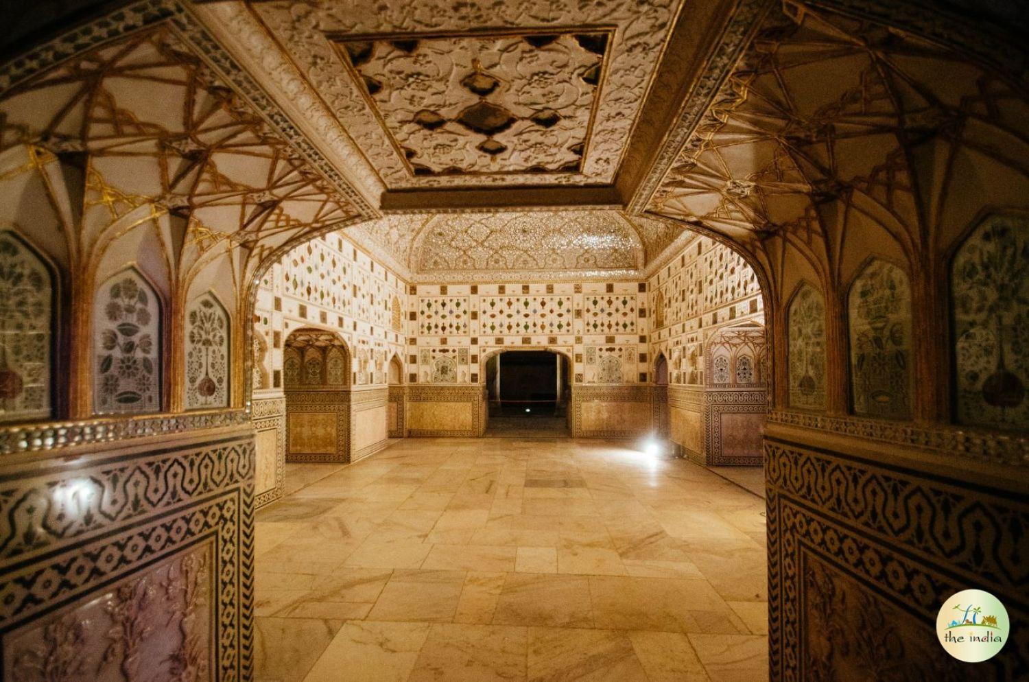 Sheesh Mahal