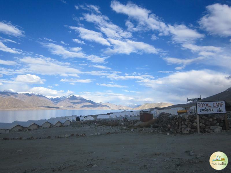 Pangong Tso (Pangong Lake) Leh