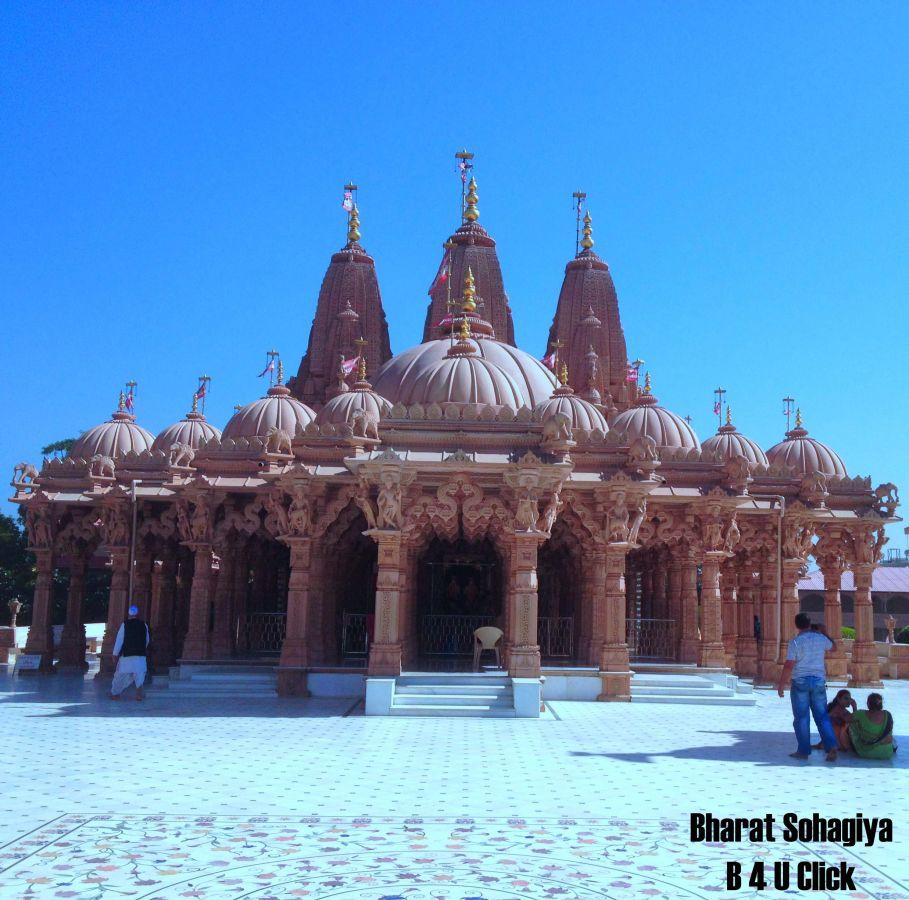 Shri Swaminarayan Mandir Sankri Surat