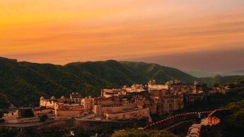 20 Best Tourist Places To Visit near Jaipur Within 100 Kms