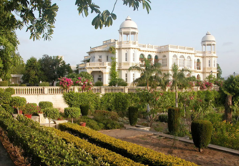 Balaram Palace Resort in Banaskantha